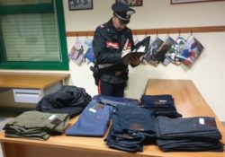 Venafro. Centinaia di capi di abbigliamento contraffatti sequestrati dai Carabinieri.