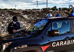 CALVI RISORTA. I Carabinieri Forestale sequestrano area interessata da illecito smaltimento di rifiuti speciali provenienti da demolizioni.