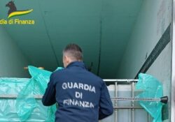 Caserta / Provincia. La Guardia di Finanza sequestra 62mila litri di gasolio, 3 automezzi: segnalati 2 soggetti all’Autorità Giudiziaria.