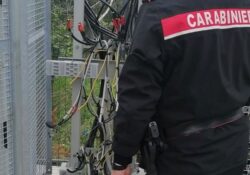 Caserta / Provincia. Sorpreso mentre ruba dispositivi elettronici ripetitori da un’antenna di telefonia mobile: 45enne arrestato dai carabinieri.