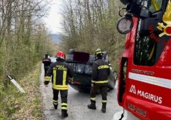 Carovilli / Miranda. Per schivare un animale automobilista in transito sulla SP si ribalta con la propria vettura: donna in stato di choc.