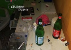 Caserta / Provincia. Controlli serrati nelle ore della movida: i carabinieri denunciano 5 persone e scoprono una crack house.