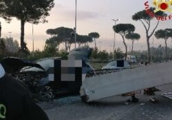 Caserta / Provincia. Autotreno perde delle travi che trasportava, ferito un 55enne lungo la S.S. Sannitica nei pressi della rotonda Outlet.