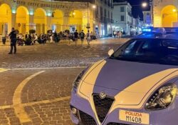 Caserta / Questura. Tentano di rubare una bici elettrica, la Polizia arresta due uomini.