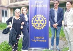 Caserta / Provincia. Rotary Club “Vanvitelli”: un gesto concreto per l’ambiente la consegna di piantine agli alunni del Comprensivo Da Vinci – Lorenzini.